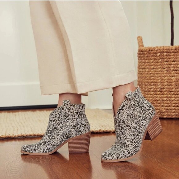 TOMS Constance Boots – Mini Cheetah Suede – Size 7.5 – OrthoLite – NWT - Picture 13 of 14